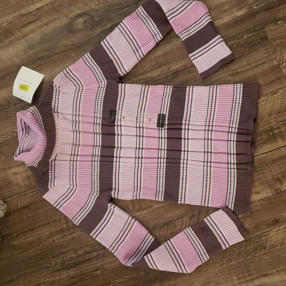 Ribbed turtleneck